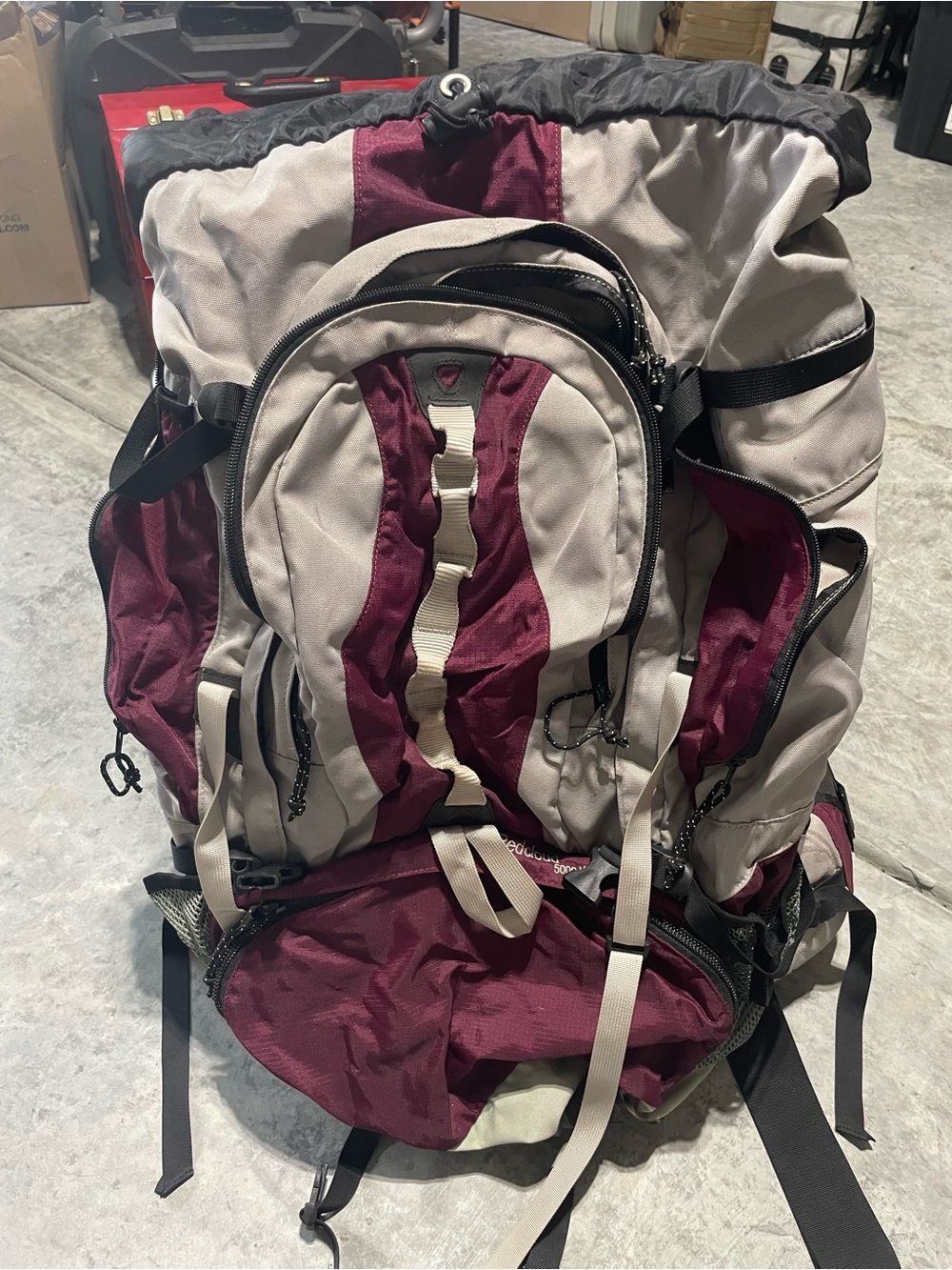 Kelty Redcloud 5000 Women’s internal frame hiking backpack